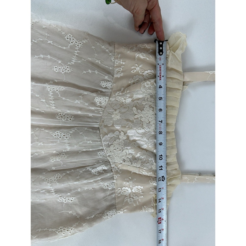Anthropologie Left of Center Embroidered Ruffle Double Lined Silk Dress Sz 6 - Picture 7 of 8